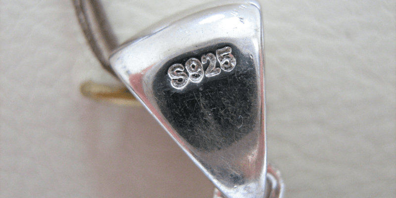 A Complete Guide to Caring For Your 925 Silver Jewellery: Tips & Tricks - VerveJewels
