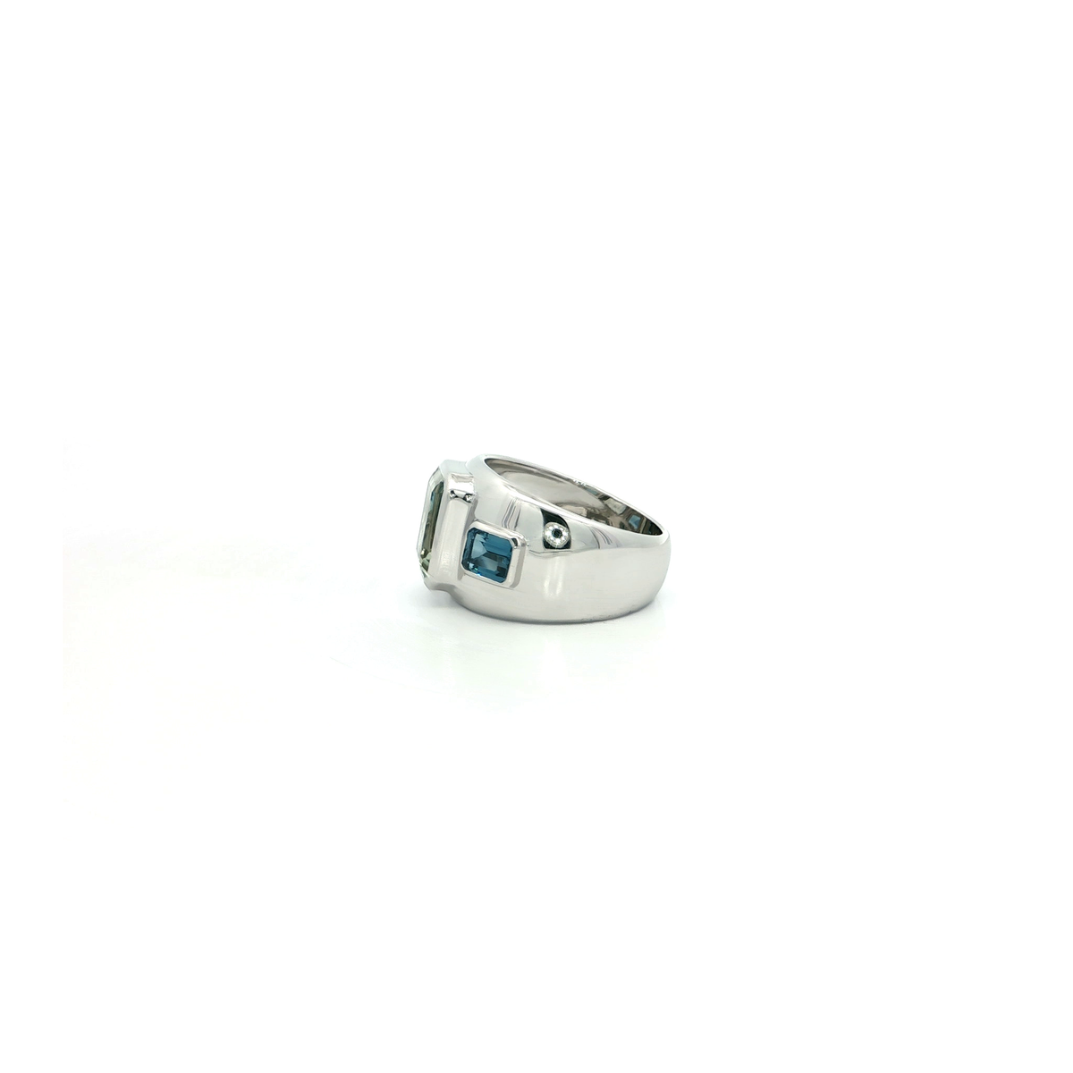 Modern White Gold-tone Silver Ring with Emerald-Cut Green Amethyst