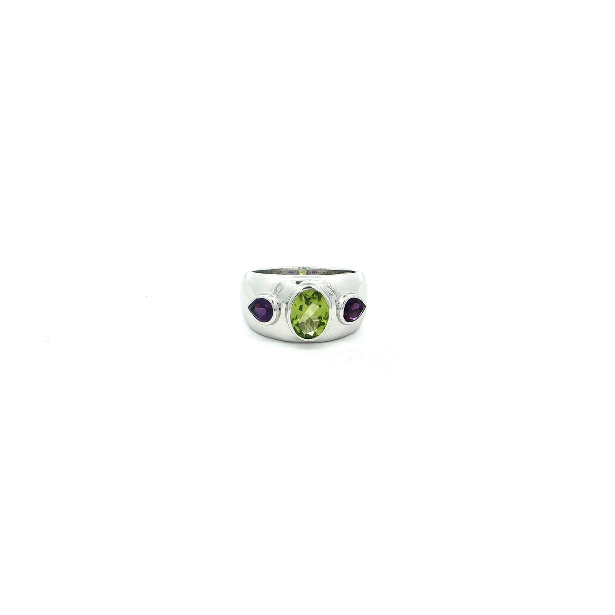 Silver Multistone Ring with Oval Peridot