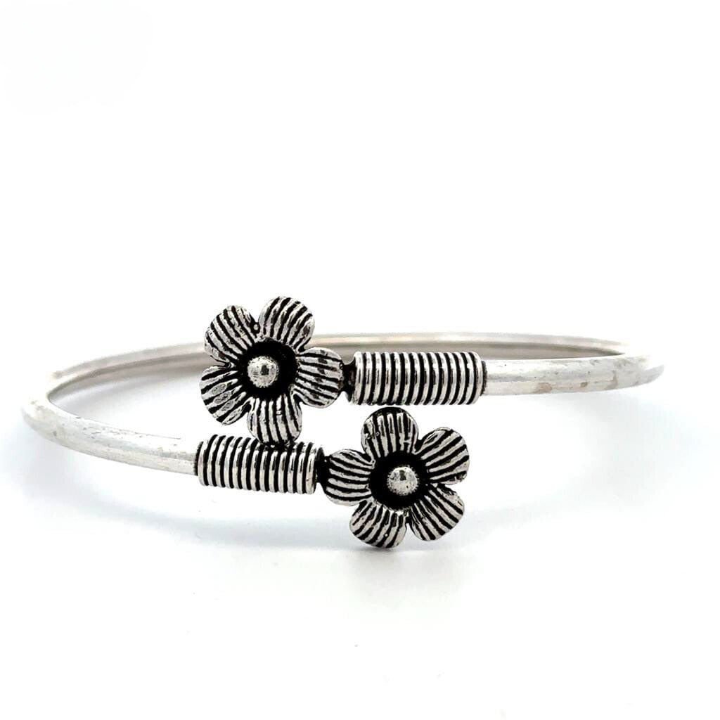 Flower Design oxidized bangles