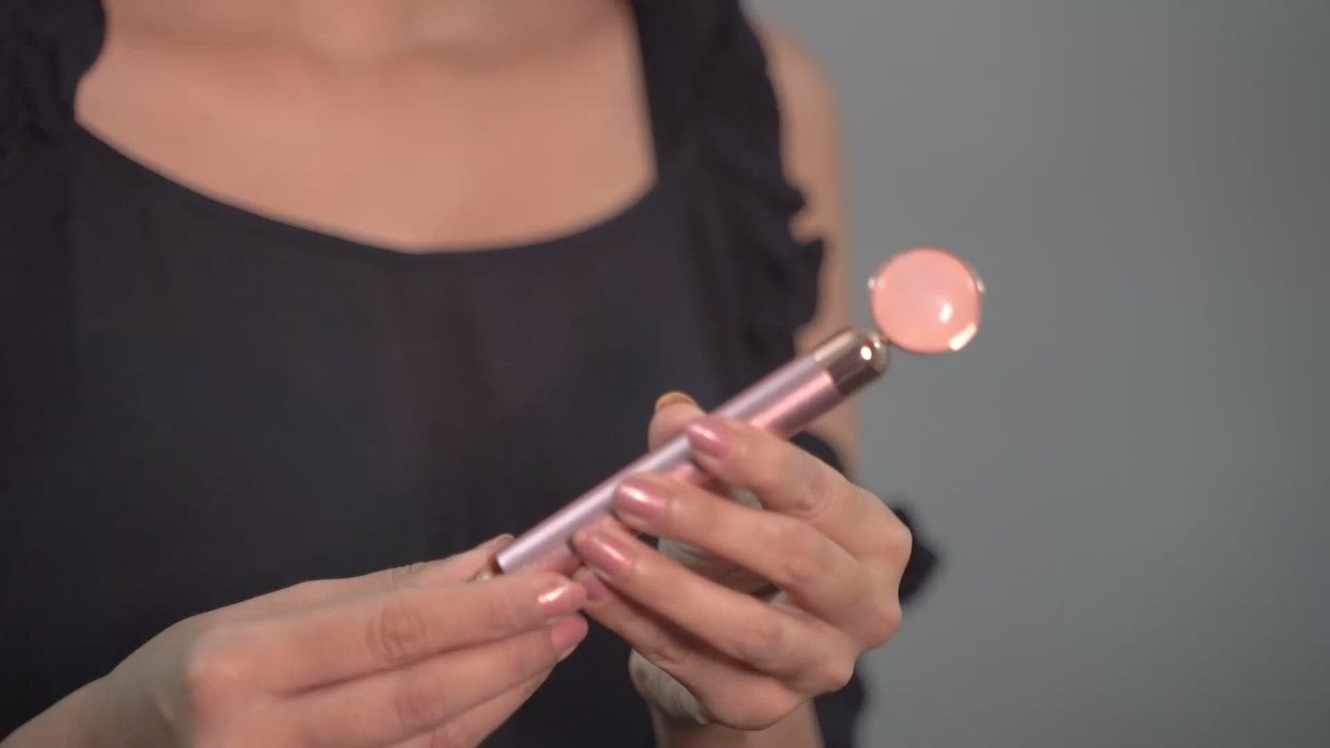 Beauty Gems Rose Quartz Face Roller Video