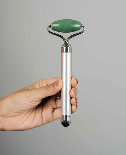 Beauty Gems Jade Green Facial Roller With Silver Handle Image 13
