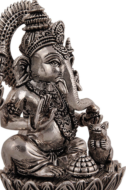 Silver God Idols Lord Ganesha Idol in Silver 4