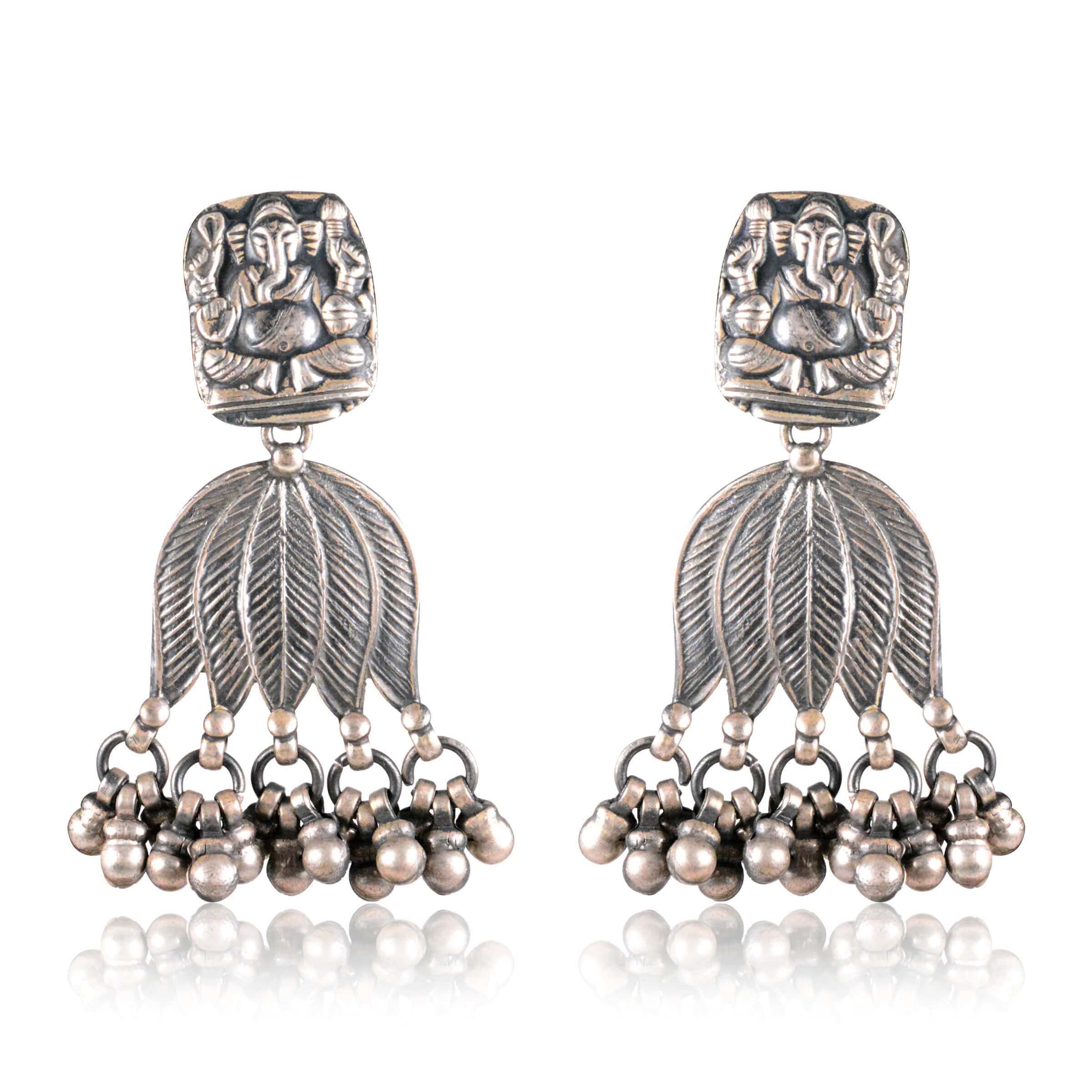 Buy Silver Linings Peepal Handmade Silver Filigree Dangle Earrings Online –  Okhaistore