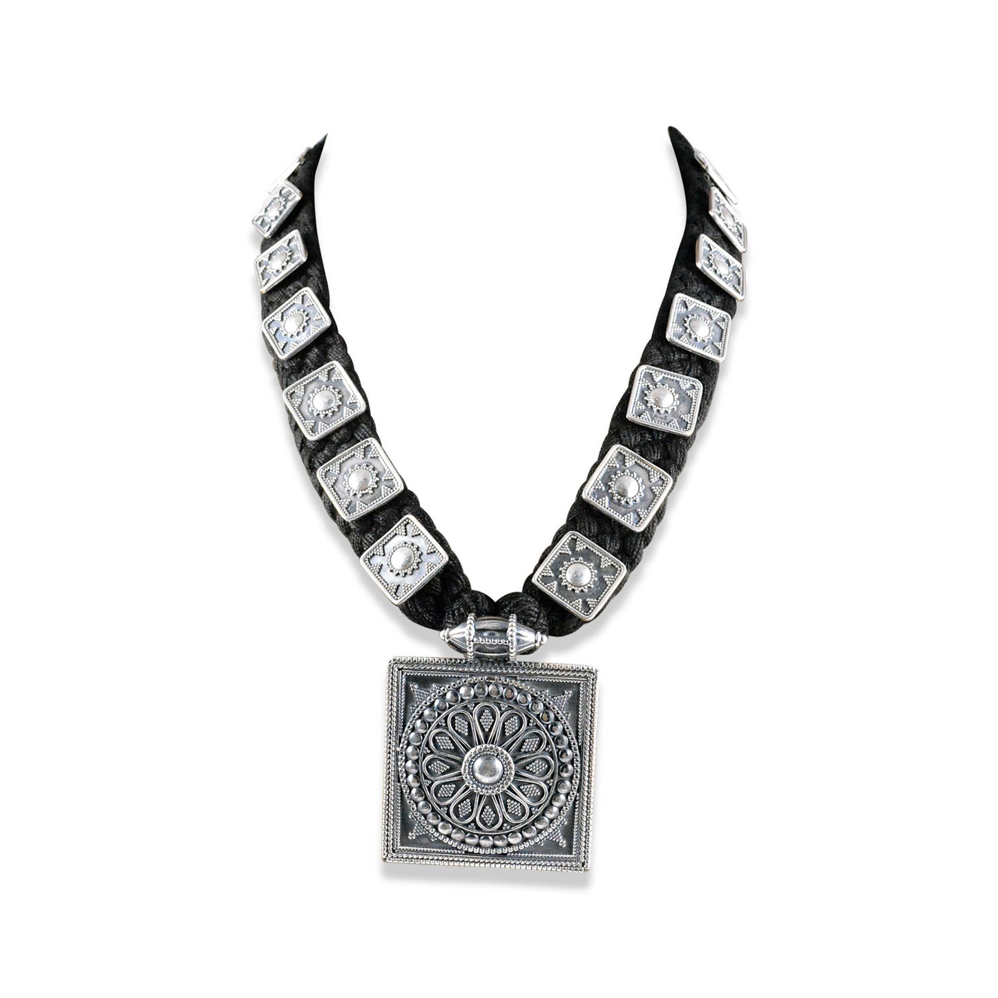 Tribal Necklace Bold 925 Silver Bhairavi Thread Necklace