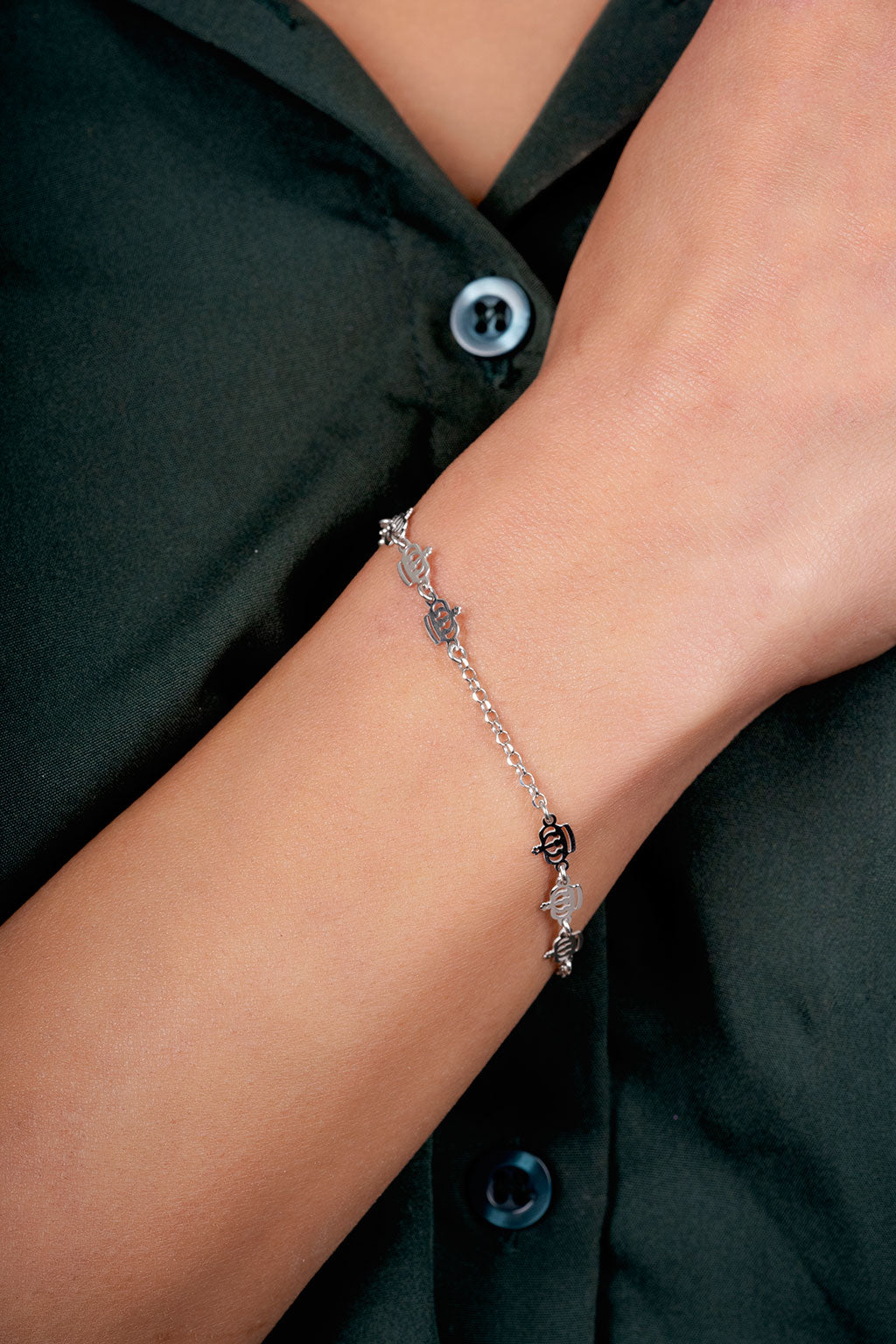 Sparkling 925 Silver Chained Bracelet